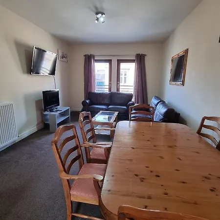 Carnarvon Street Centre * 글라스고