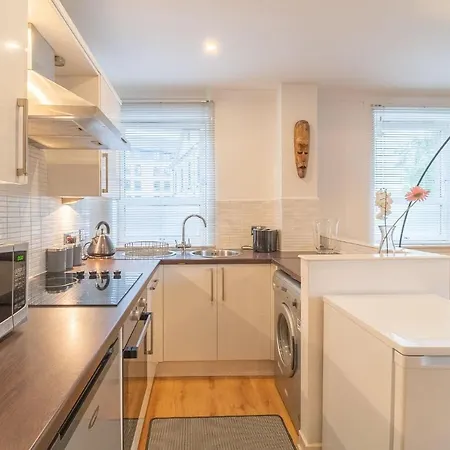 Merchant With Parking * Глазго