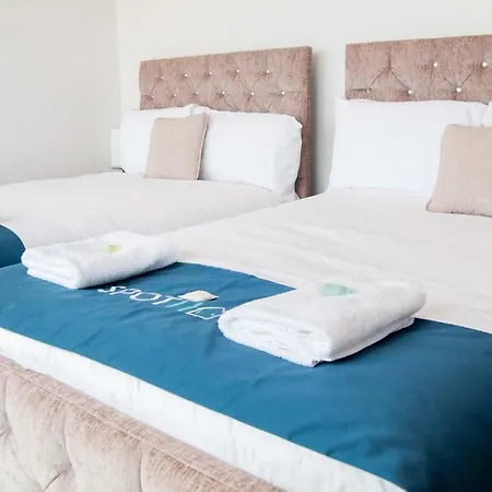 Views Centre Freeparking Γλασκώβη