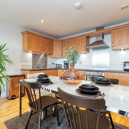 Secc Hydro Clyde View Apartment *