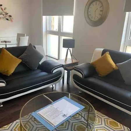 Apartament Dreamhouse At Oswald Street, Centre *