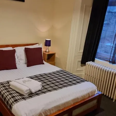 Guest house Hampton Court - Centre 3*
