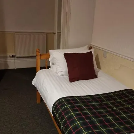 Hampton Court - Centre Guest house Glasgow
