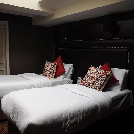 Western Glasgow South Eglinton Arms 3* Eaglesham