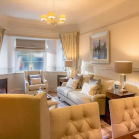 Crossbasket Castle & Restaurant Ξενοδοχείο 5*
