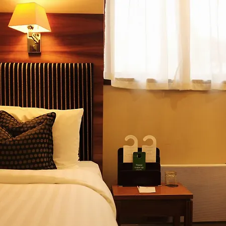 Hotel Western Garfield House Chryston