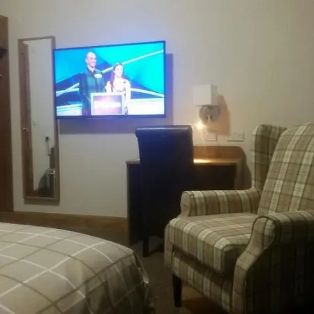 Crosshill House Hotell 4*