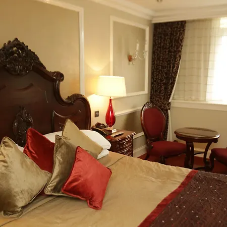 Hotel The Bruce 3*