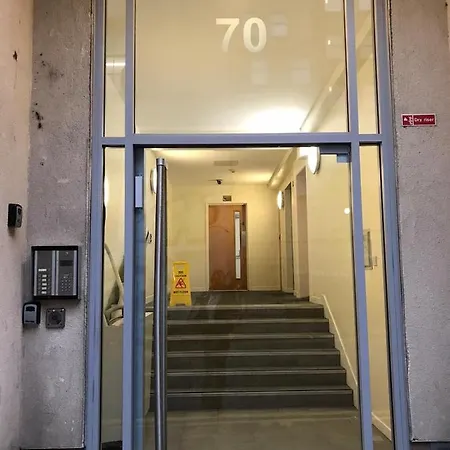 Apex Fox Street With Free Parking דירה *