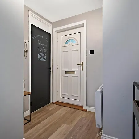 Lägenhet Luxury 1 Bedroom Serviced In Centre