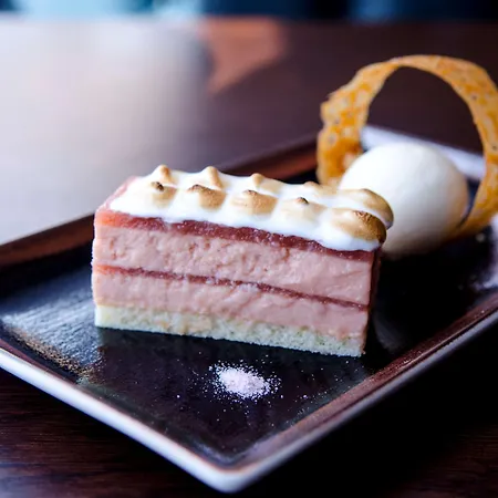 Ξενοδοχείο Hilton 4*