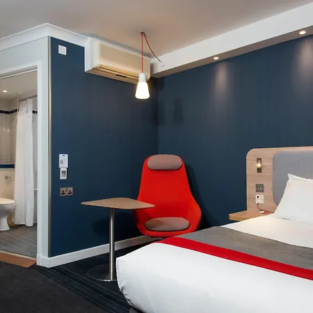 Hotel Express - Glasgow Airport By Ihg 3*