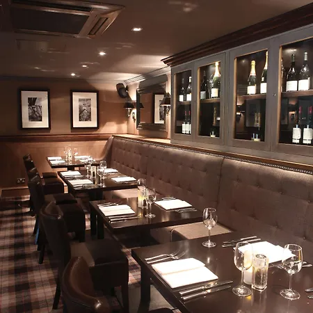 Western Glasgow South Eglinton Arms 3* Eaglesham