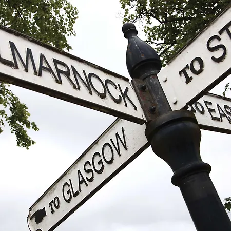 Western Glasgow South Eglinton Arms 3* Eaglesham