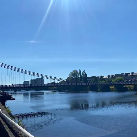 Lovely 1-bed In Merchant Apartment