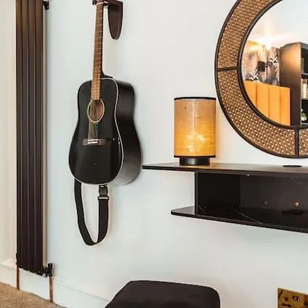 The West End Loft - 5* Retreat - Private Parking! 公寓 格拉斯哥