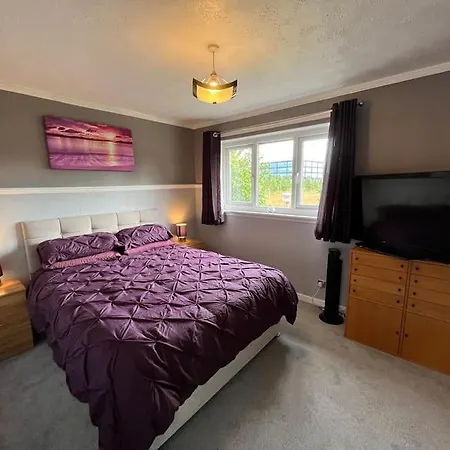 Spacious Near 度假居 格拉斯哥