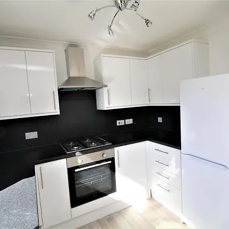 *stunning 2 Bed Flat* *