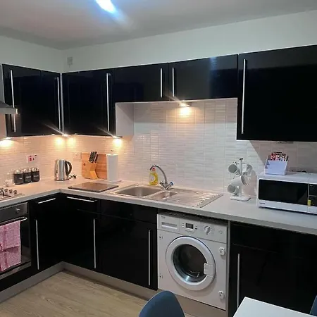 Shelly's Place * Glasgow