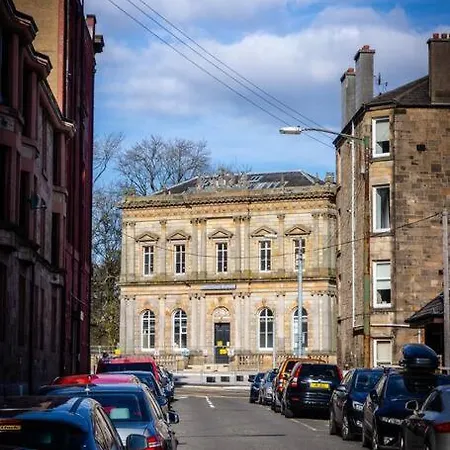 Modern Bright In South Glasgow