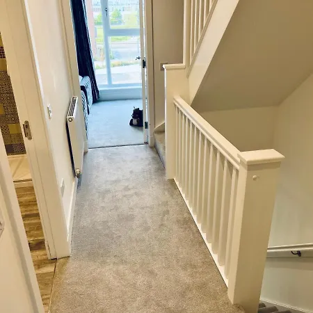 Holiday home Sec Hydro Executive Townhouse: Triplex With Garden Glasgow