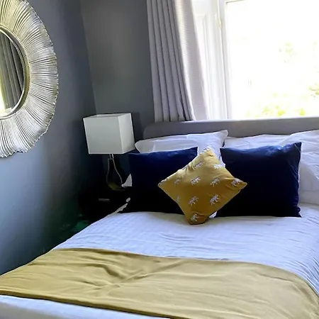 Apartament Stunning 3 Bedroom Victorian Near Pollok Country Park