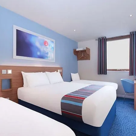 Hotel Travelodge Braehead 3*
