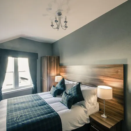 Royal West End Hotel
