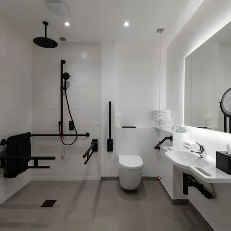 Sandman Signature Hotell 4*