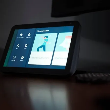 Glasgow, Finnieston Luxury 2 Bed With Parking, E-check In, Hi-fi *