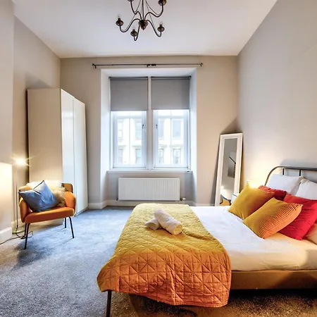 Stylish & Spacious 3 Bedroom In Finnieston, West End Апартаменты Глазго