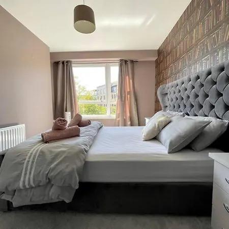 The Naburn - 3 Bed House With Free Parking & Close To Centre Dom wakacyjny