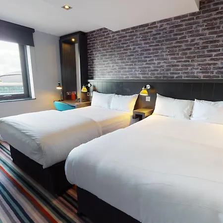 Village Otel