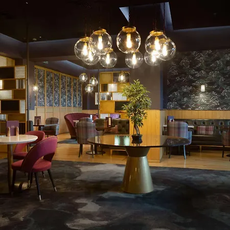 Ξενοδοχείο Hilton 4*