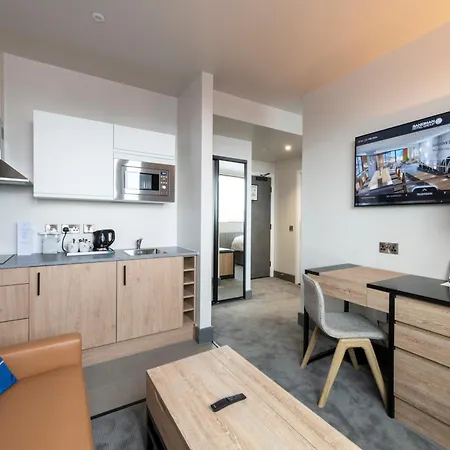Sandman Signature Hotell 4*
