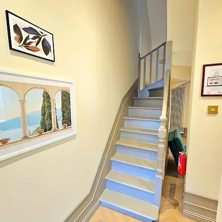 Newly Renovated Gem - Free Parking & Modern Comfort Glasgow