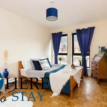 Apartmán Bright 1 Bedroom Apartment-private Parking