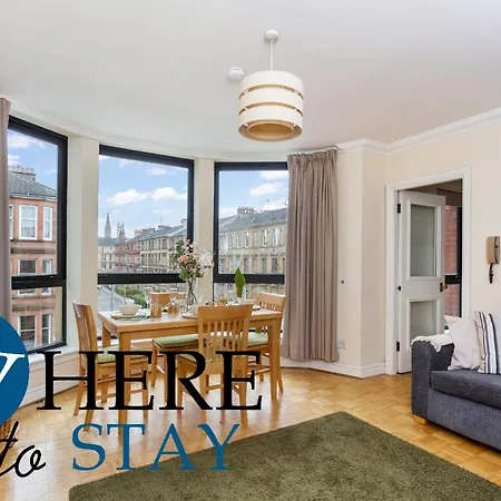 Apartmán Bright 1 Bedroom Apartment-private Parking