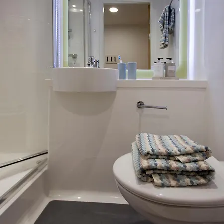 Foundry Courtyard By Utdm アパート *