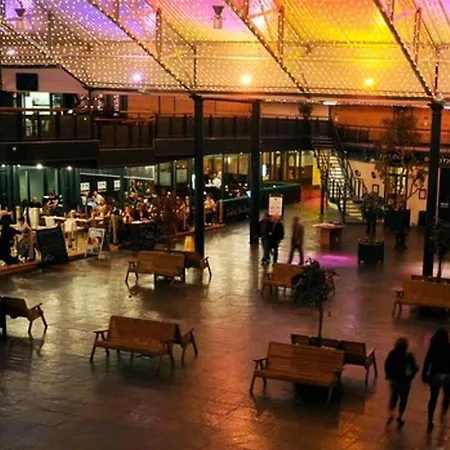 City Centre W Parking & Hyperoptic Wifi *