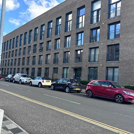 Radiant Homes 2 Bedrooms 2 Bathrooms Free Parking Apartamento