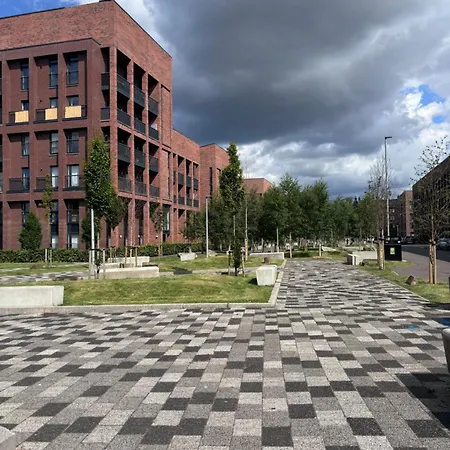 Apartamento Radiant Homes 2 Bedrooms 2 Bathrooms Free Parking