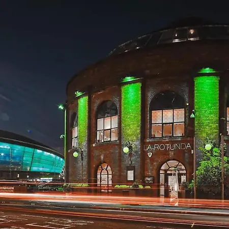 Apartamento Luxurious Penthouse With Bar At Hydro & Secc