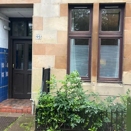 Traditional Tenement Excellent Location Lejlighed