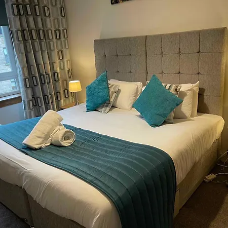 דירה Scotstoun Appartments *