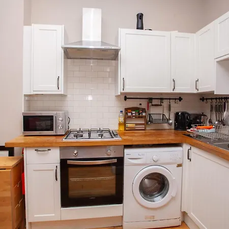 Beautiful 2 Bed Rose St * Glasgow