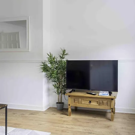 Casa vacanze 2 Bdr House By Caledonia Luxe Short Lets & Serviced Glasgow