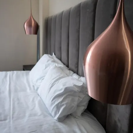 Stunning 3 Bed Penthouse In West End Apartament Glasgow