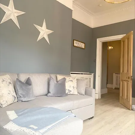 Boutique West End - 'the Nook' Glasgow