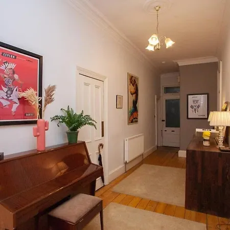 Lovely Flat In Ideal Location Lägenhet Glasgow